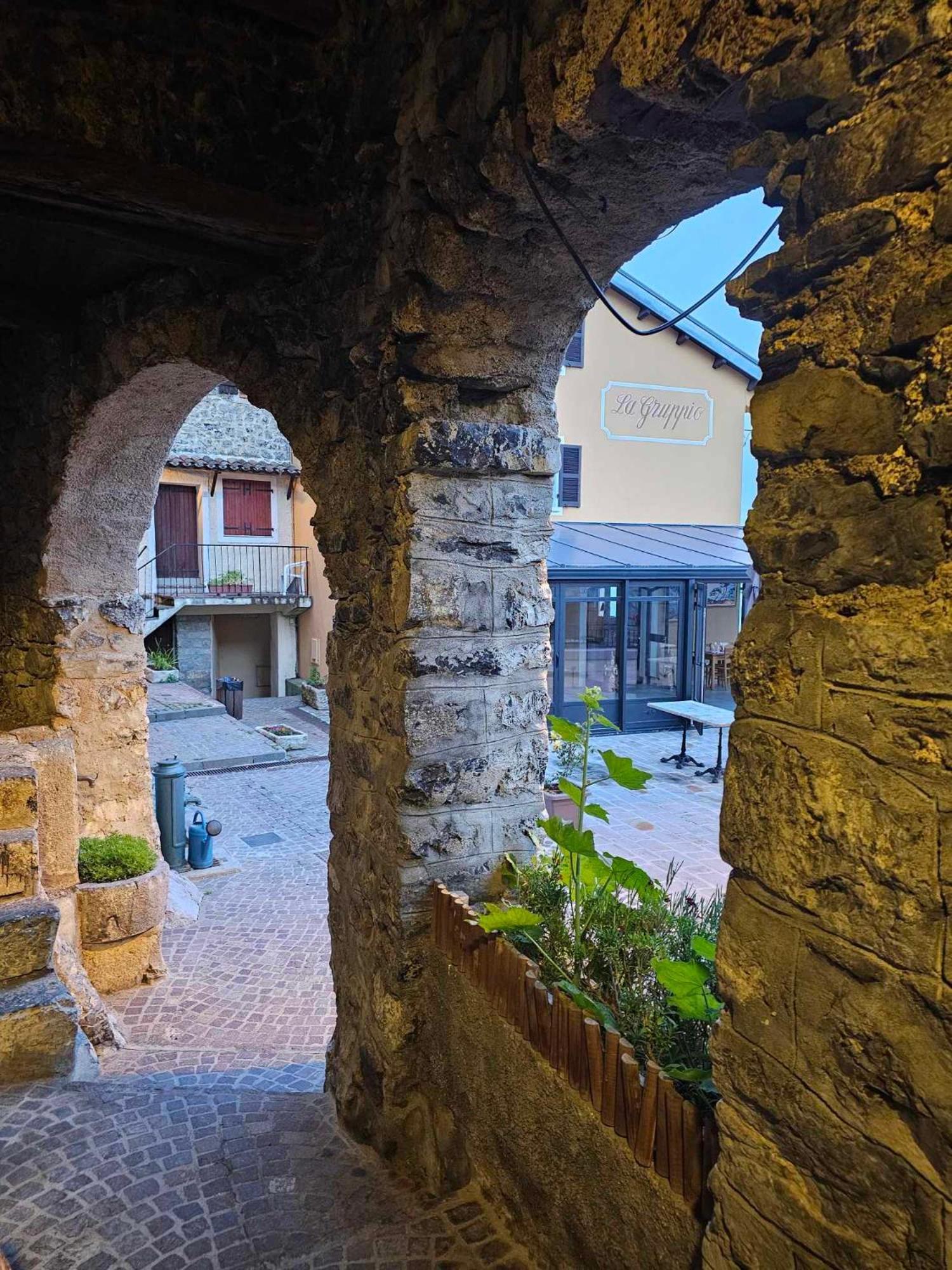 Bed and Breakfast La Gruppio Ilonse Esterno foto